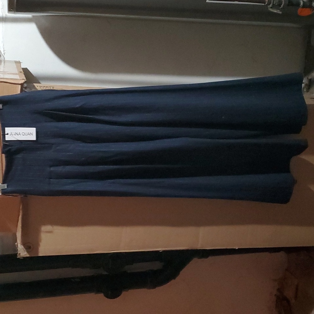 Sz 6 and 8 Australian (4 and 6 US) NWT $850 Anna Quan wide leg pants